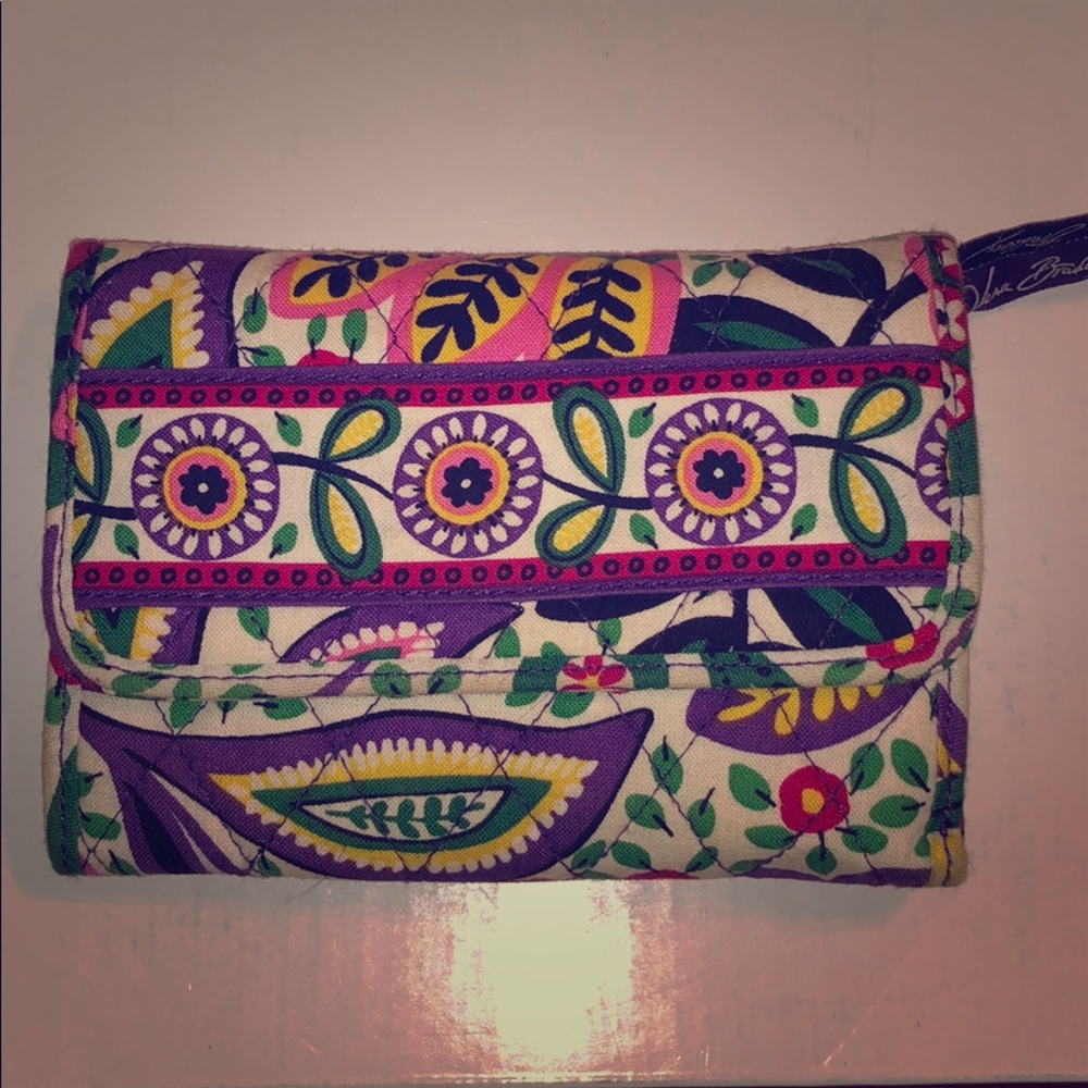 Vera Bradley 3/30$